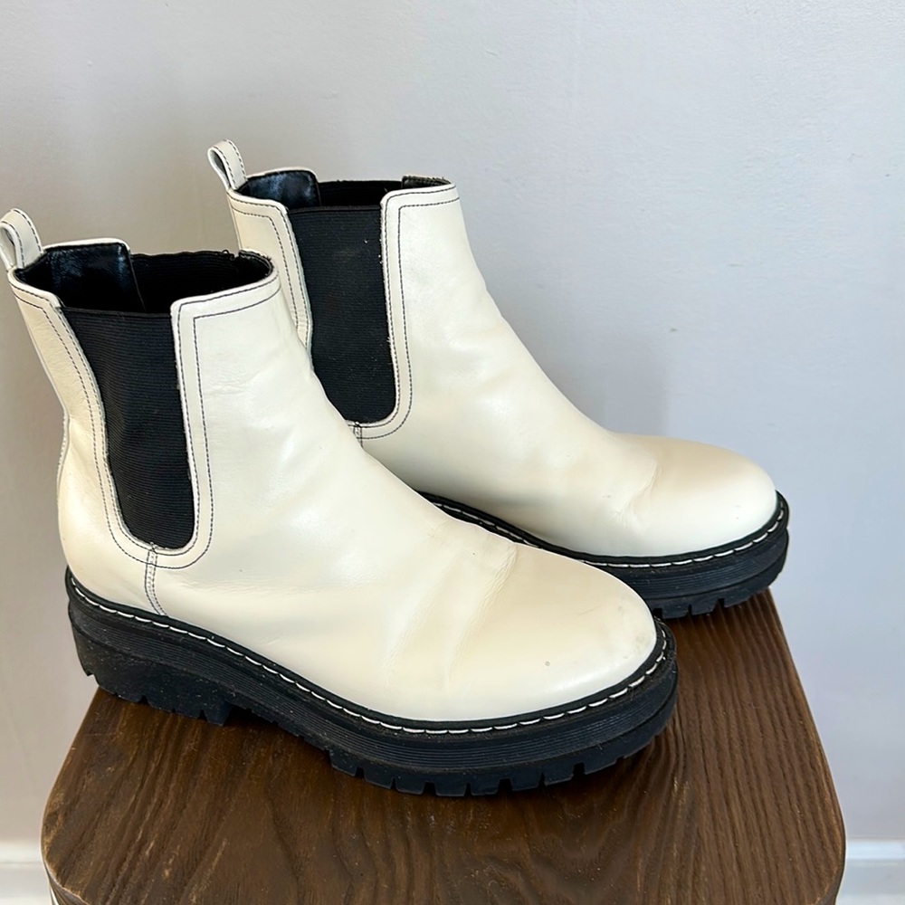 Marc Fisher Chelsea boots; off-white size 7.5